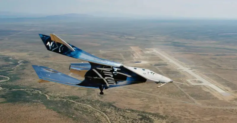 Космический самолет Virgin Galactic совершил первый коммерческий полет