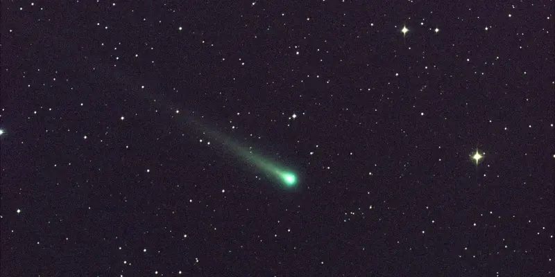 Зелёная комета приближается к Земле