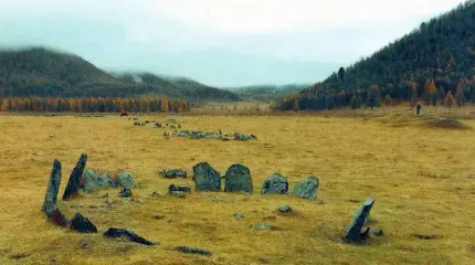 Каменный топор со дна реки может переписать древнейшую историю Сибири
