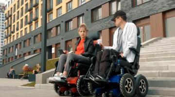 Научная нефантастика: парализованые могут передвигаться с помощью управляемых разумом инвалидных колясок