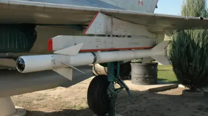 Удивительные и невероятные приключения первой советской ракеты класса «воздух-воздух»