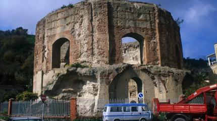 2000 лет жизни на супервулкане: итальянские ученые сумели разгадать секрет сверхустойчивости и нерушимости древнего храма