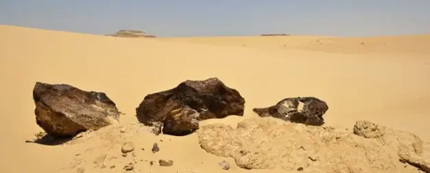 Обломок взорвавшейся планеты размером с Луну нашли в самом сердце Сахары