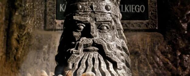 Роковая тайна 500-летней гробницы: что погубило всех, кто вскрыл саркофаг польского короля