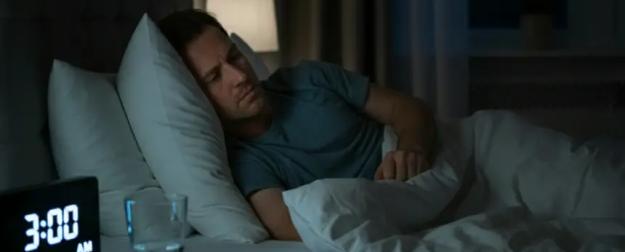 Люди перестали спать два раза по ночам: ученые рассказали, почему сломался этот древний механизм