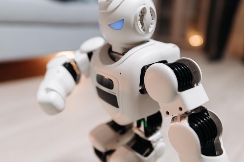 В Sony заявили о наличии технологии для выпуска человекоподобных роботов