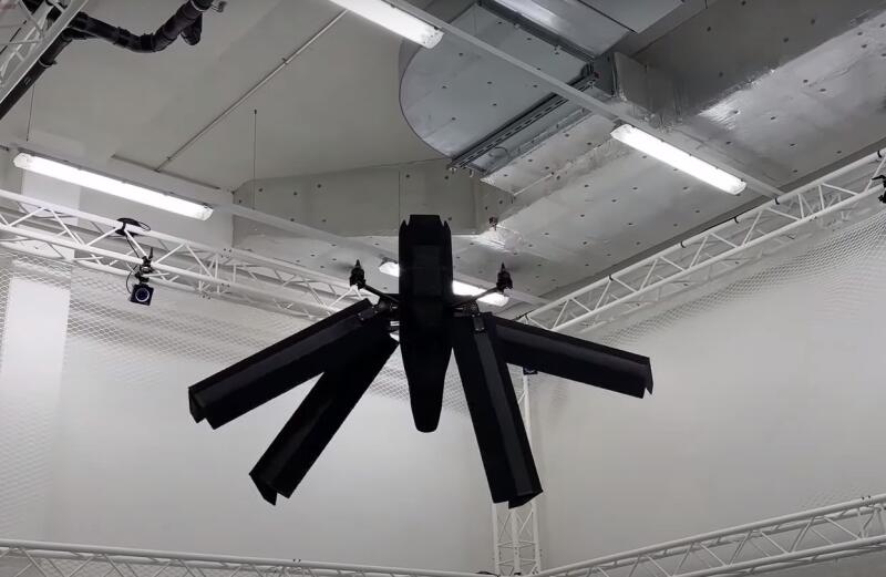 Новый беспилотник-трансформер использует ветер, чтобы летать дольше
