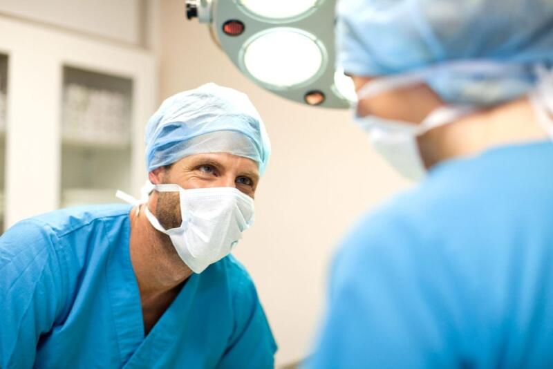 Хирурги из Бостонской детской больницы провели внутриутробную операцию на мозге еще нерожденного ребенка