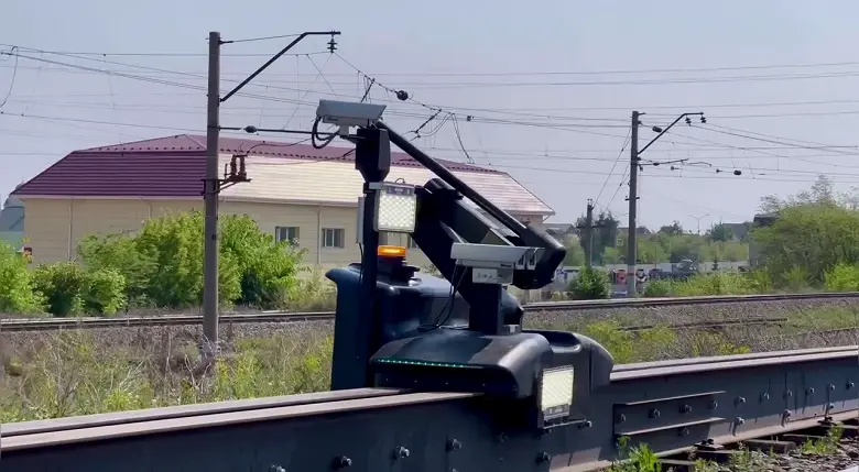 Робот-манипулятор для расцепки вагонов: новый помощник железнодорожников