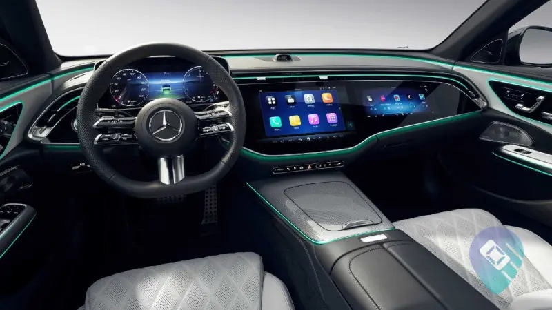 Впервые в мире: Mercedes-Benz представляет чат-бот в автомобилях