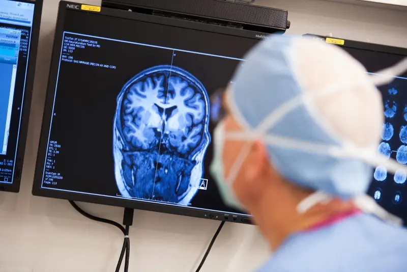 Эпилепсия под контролем: как интернейроны из стволовых клеток могут остановить судорожную активность в мозге