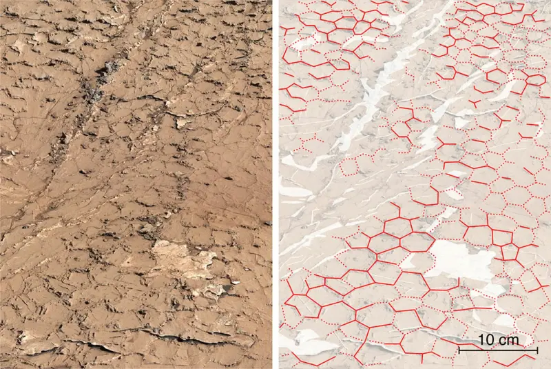 На Марсе нашли следы перепадов влажности