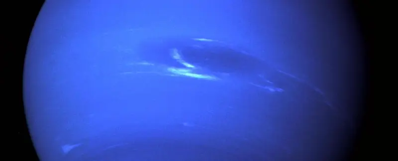 Облака Нептуна странным образом исчезли, сообщают ученые