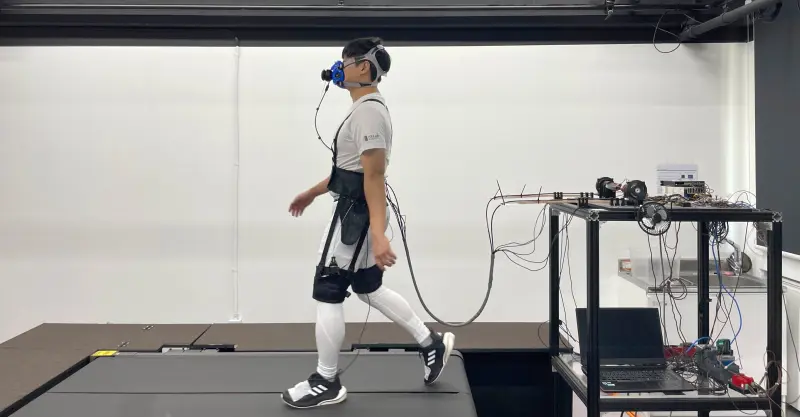 Роботизированная оснастка поможет пациентам ходить