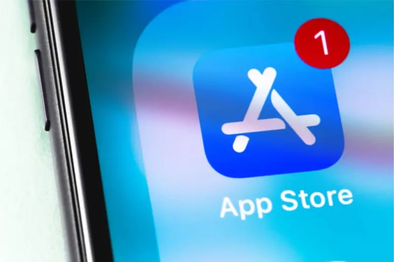 Apple открывает iOS для сторонних приложений: что это значит для пользователей и разработчиков