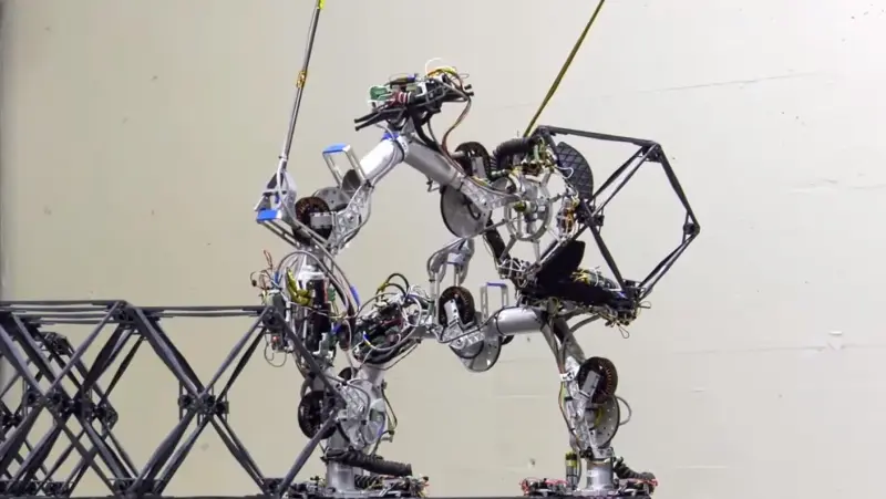 Роботов научили самостоятельно возводить конструкции из решётчатых блоков
