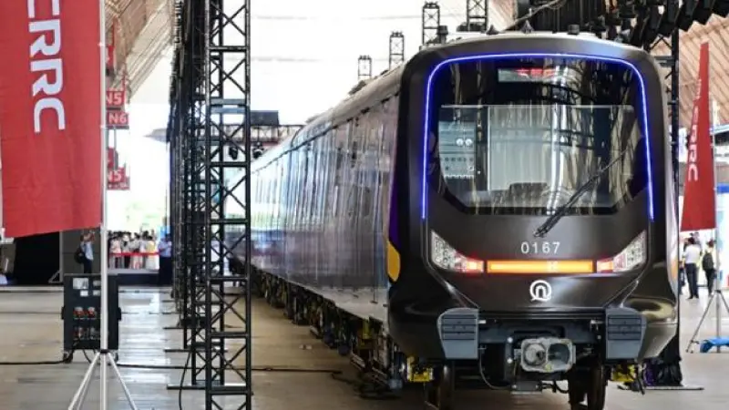 Первый в мире пассажирский поезд из углеродного волокна будет запущен в Китае