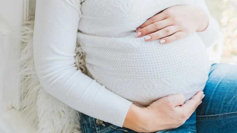 Стресс во время беременности приводит к повышению уровня кортизола у ребёнка