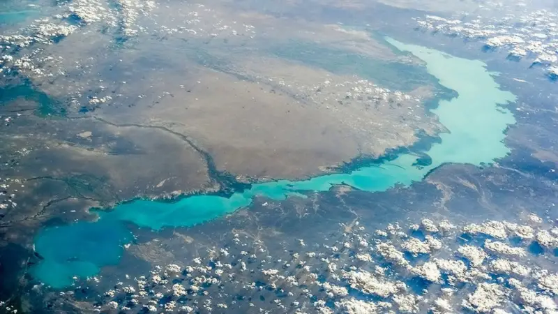 Как герой-летчик Байдуков «заселил» раками озеро Балхаш?