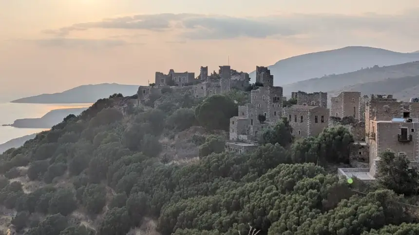 1400 лет в изоляции на «генетическом острове»: на юге Греции найдены прямые потомки спартанцев