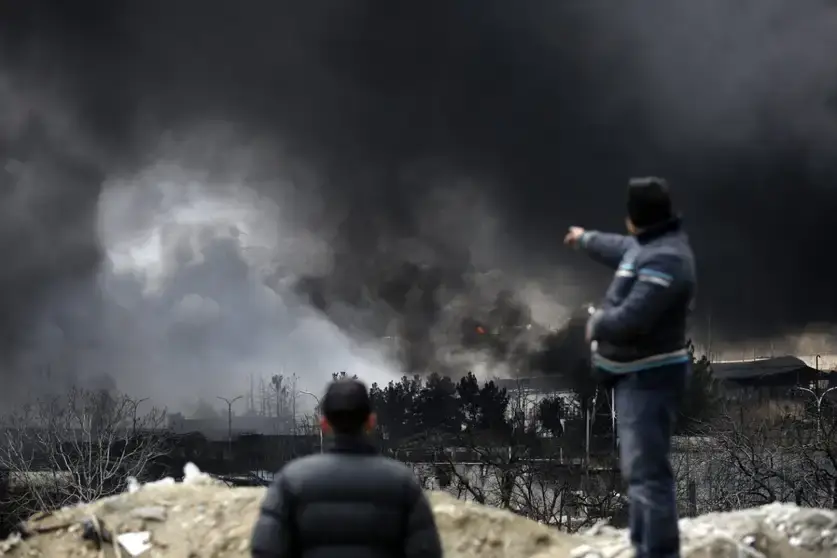 Почему на Иран обрушился черный дождь и насколько он опасен?