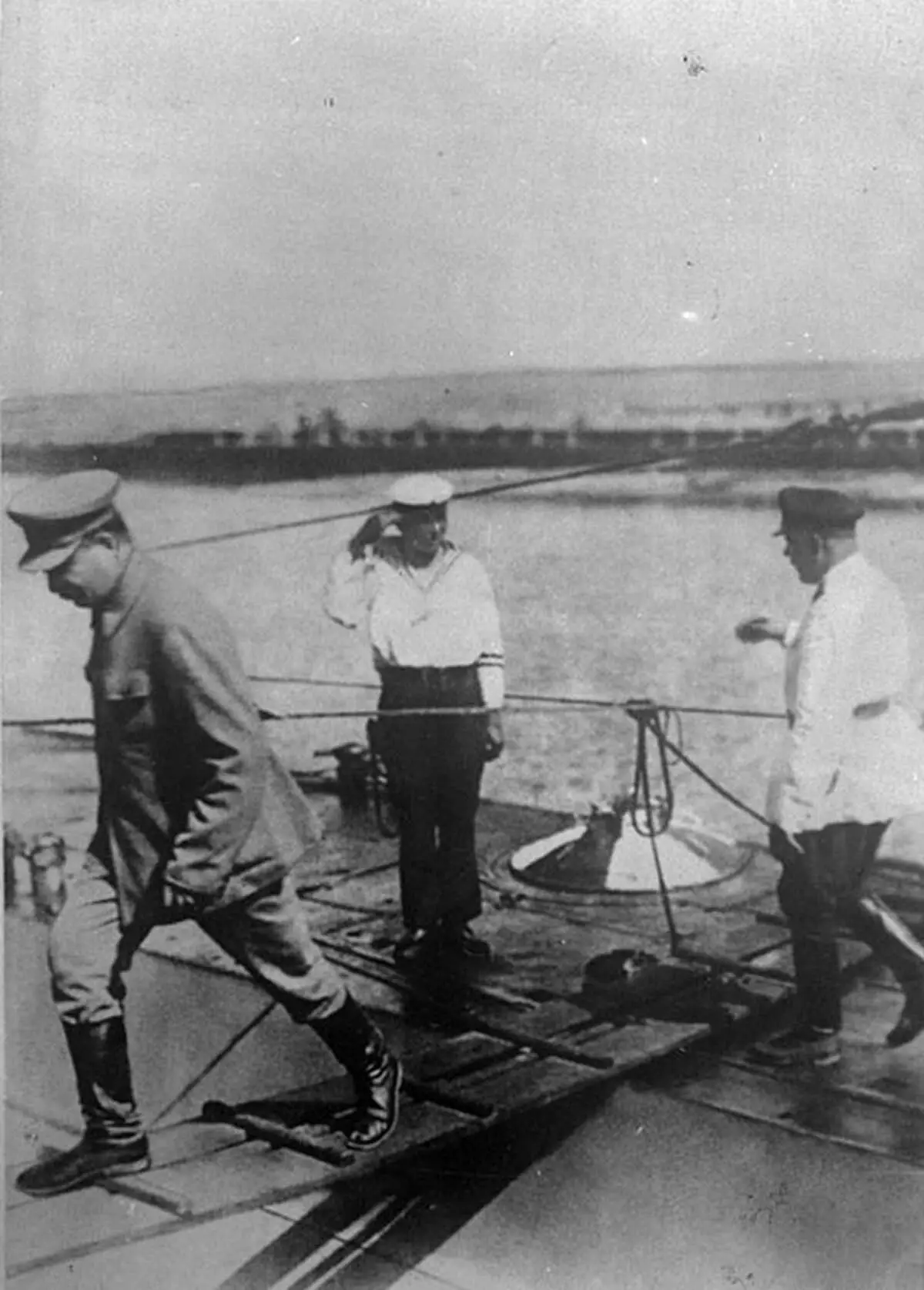 Последний поход «Декабриста»: как и почему погибла первая советская подлодка