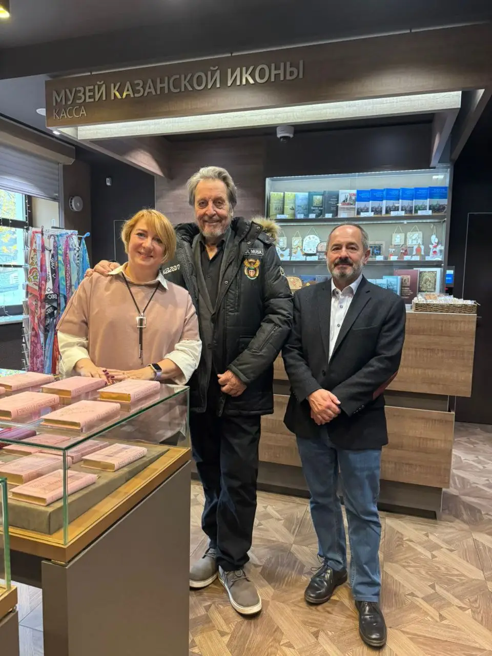 Еще одно пророчество Жириновского сбывается прямо сейчас. Белые люди едут в Россию